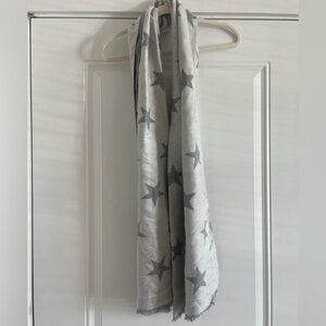 Gray Star Patterned Oversized Scarf